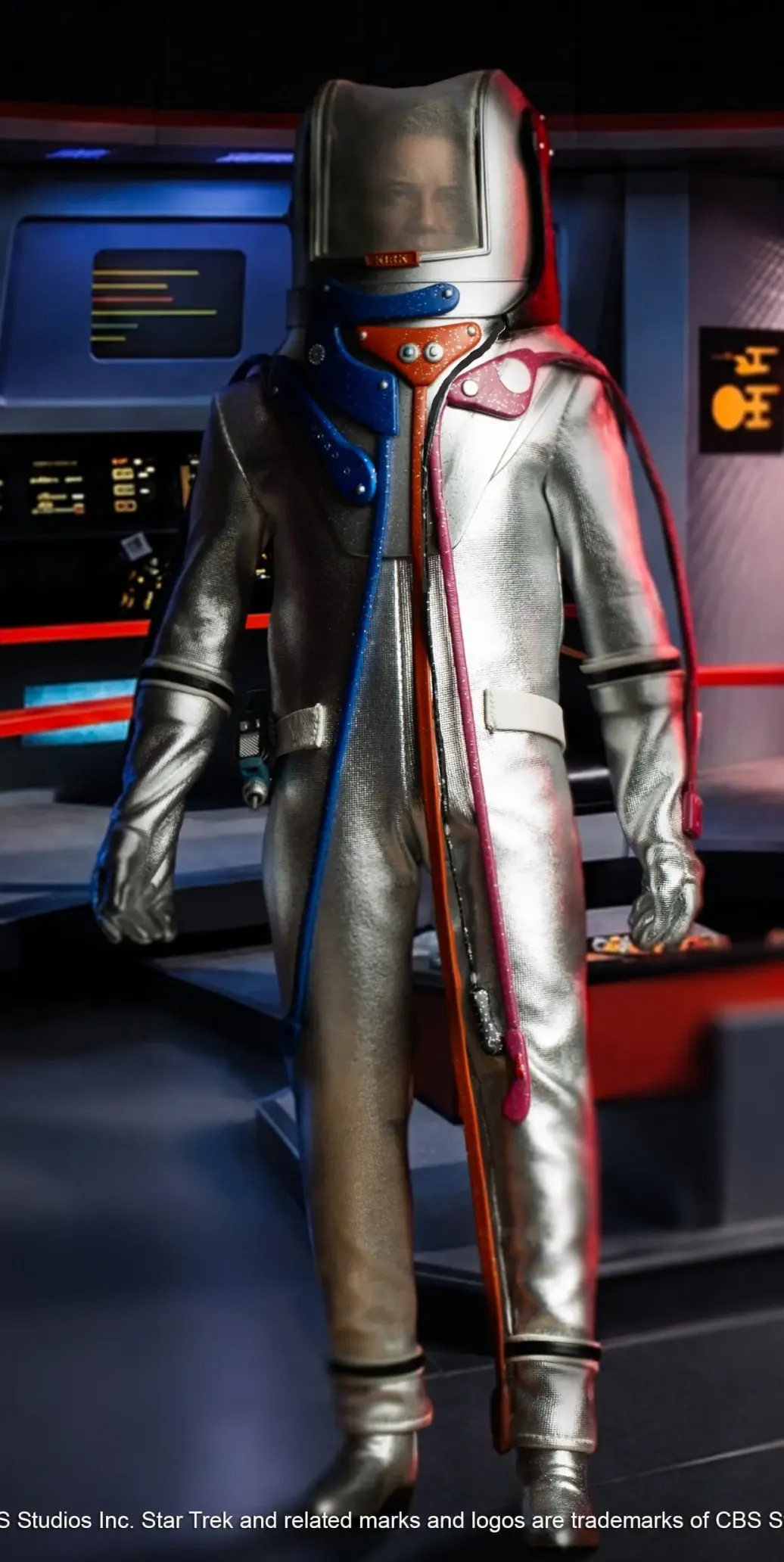 Star Trek: Die Original-Serie Actionfigur 1/6 Captain James T. Kirk (in Environmental Suit) 29 cm