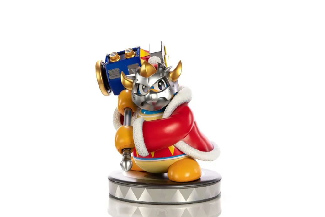 Kirby Statue Masked Dedede 30 cm