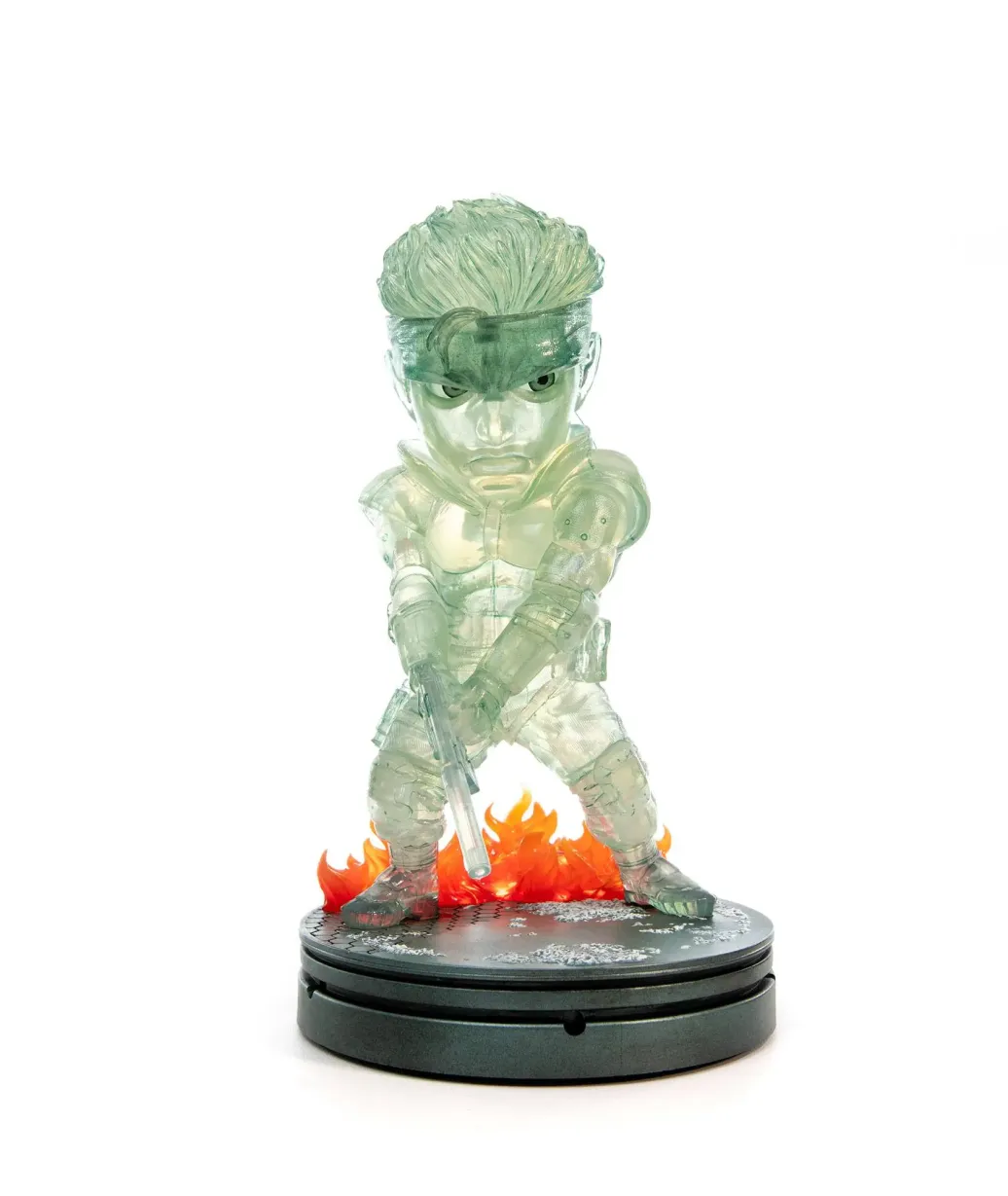 Metal Gear Solid Solid Snake Stealth Camouflage PVC SD Statue 20 cm