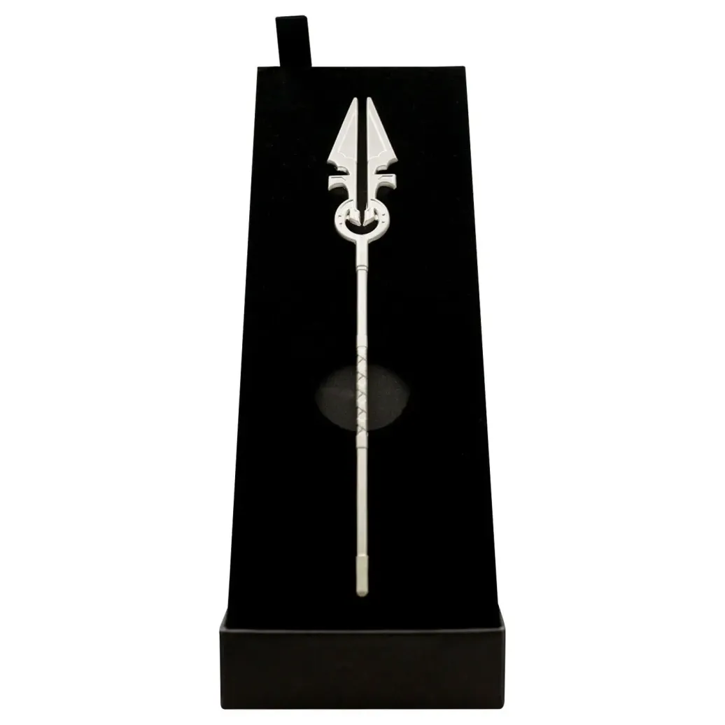 Magic the Gathering Replik Avacyn's Moonsilver Spear 15 cm (999 versilbert)