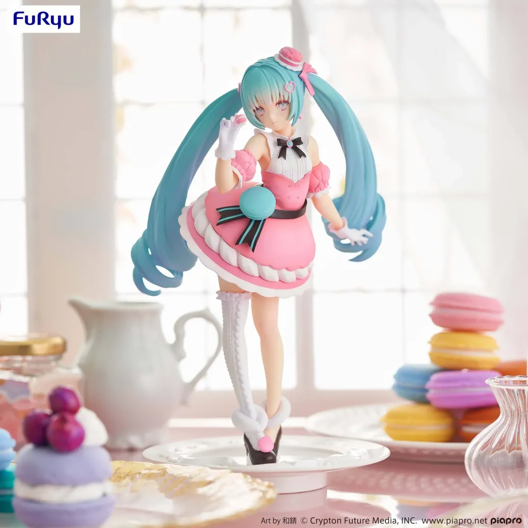Hatsune Miku Exceed Creative PVC Statue Hatsune Miku Sweet Sweets Series Macaroon 21 cm