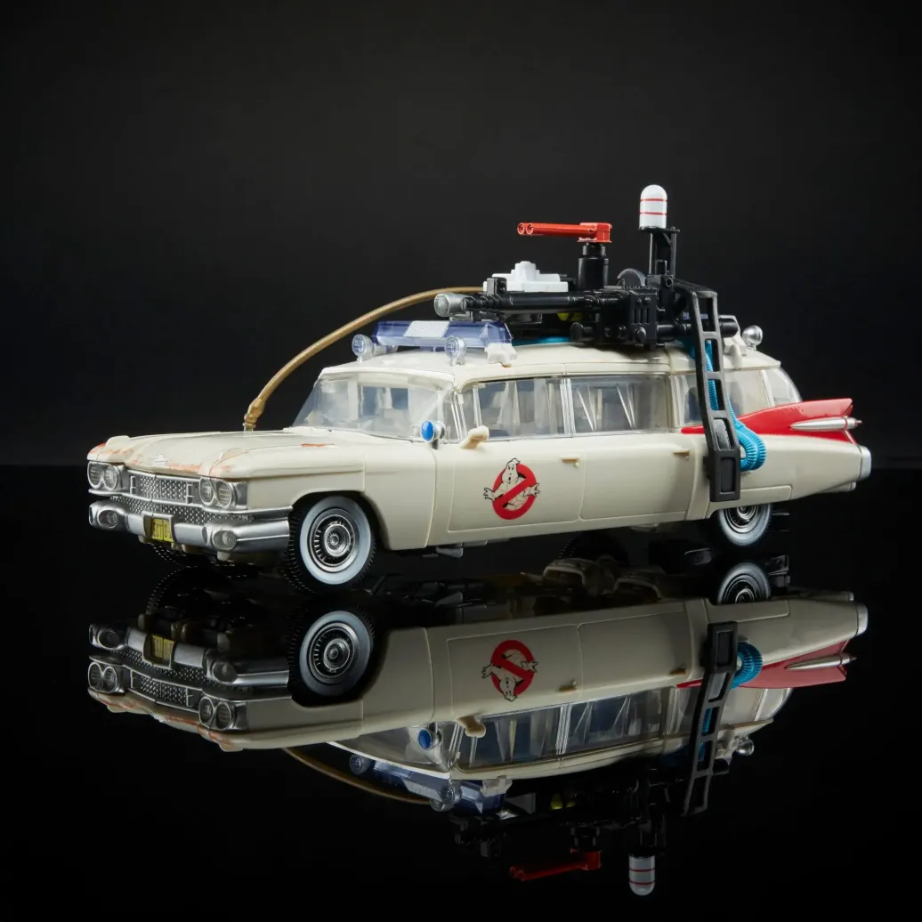 Transformers x Ghostbusters: Legacy Fahrzeug Ecto-1 Figur