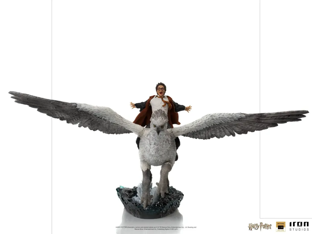 Harry Potter and Buckbeak Deluxe Art Scale Statue 30 cm