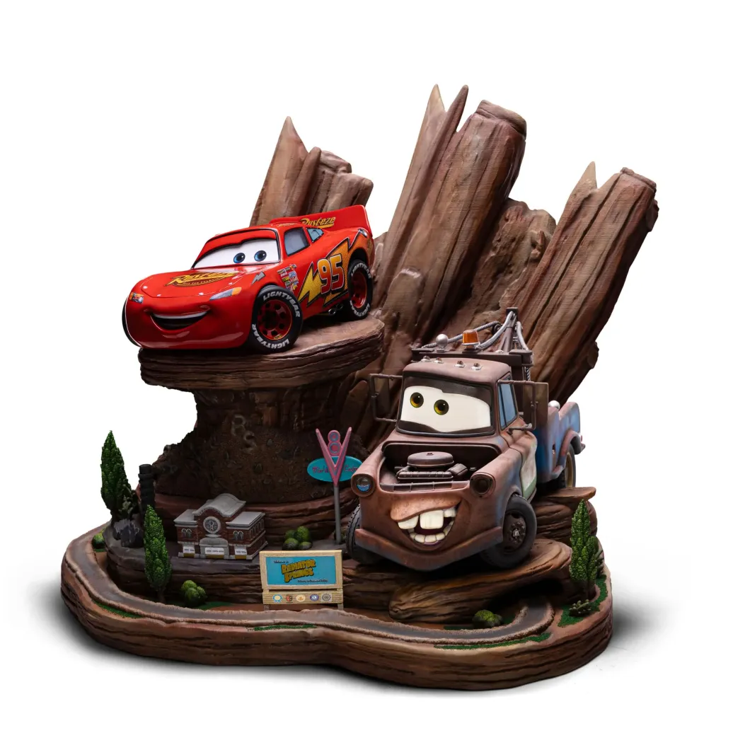 Cars Deluxe Art Scale Statue 1/10 Lightning Mcqueen & Hook 31 cm