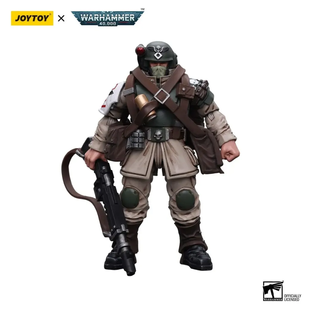 Warhammer 40k Actionfigur 1/18 Astra Militarum Cadian Command Squad Veteran with Medi-pack 12 cm