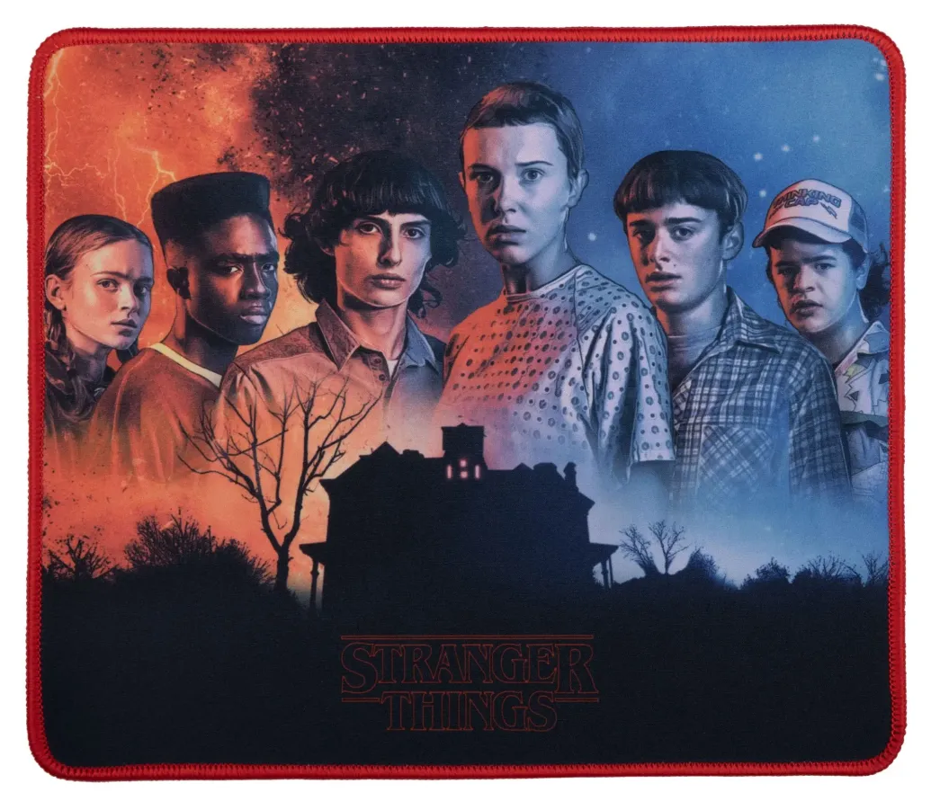 Stranger Things Mousepad Best Friends 27 x 32 cm