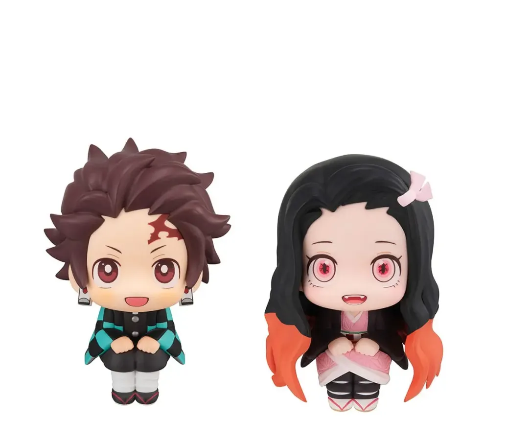 Demon Slayer: Kimetsu no Yaiba Look Up PVC Statue Tanjiro Kamado Sharp face Ver. & Nezuko Kamado Conquered the sun Ver. 11 cm (with gift)