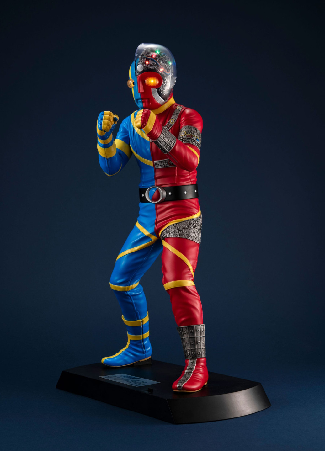 Kikaider Ultimate Article Figur mit Leuchtfunktion Android Kikaider Renewal Edition 40 cm