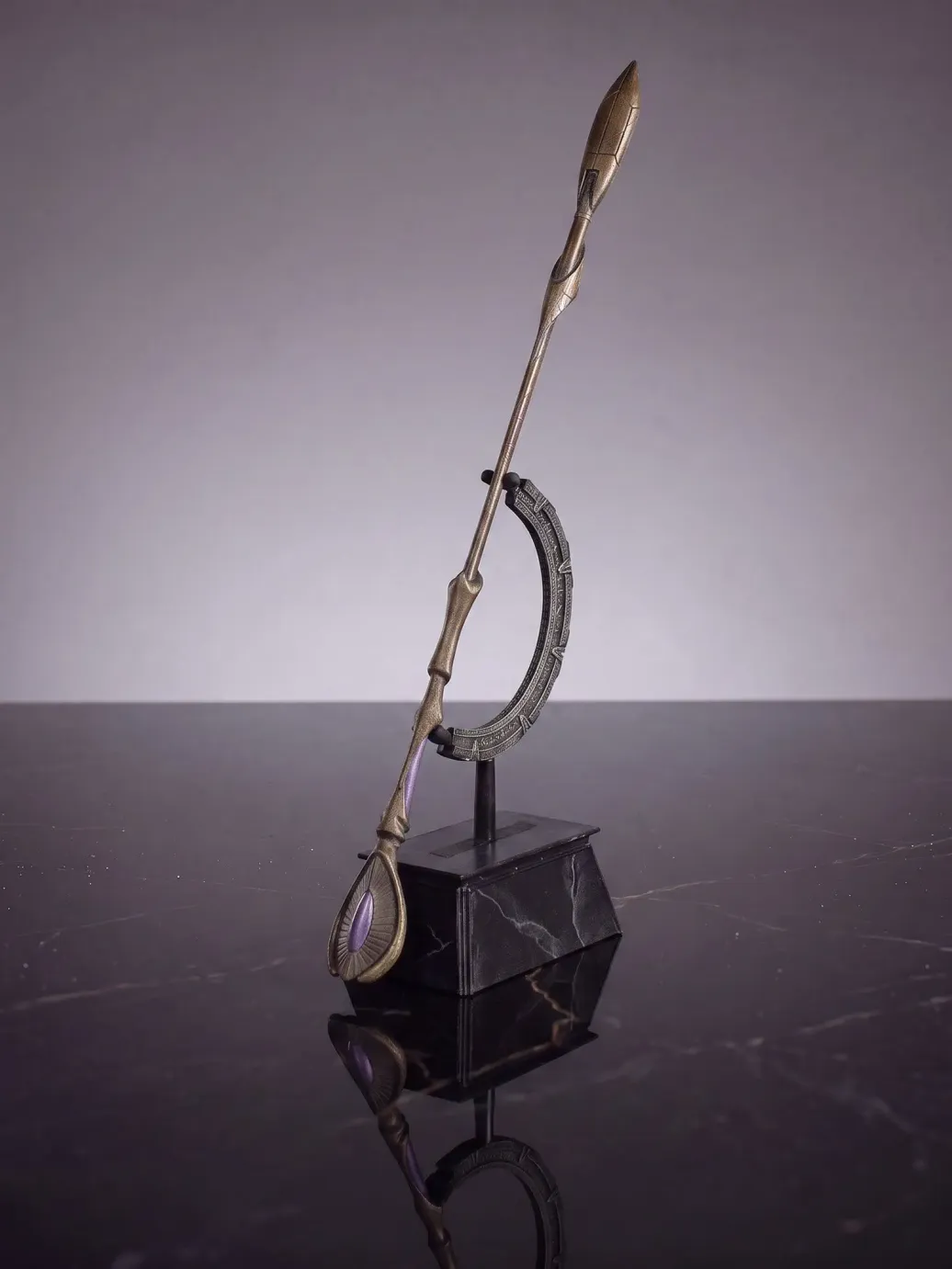 Stargate Desktop Replica Ma'tok Stab 30 cm