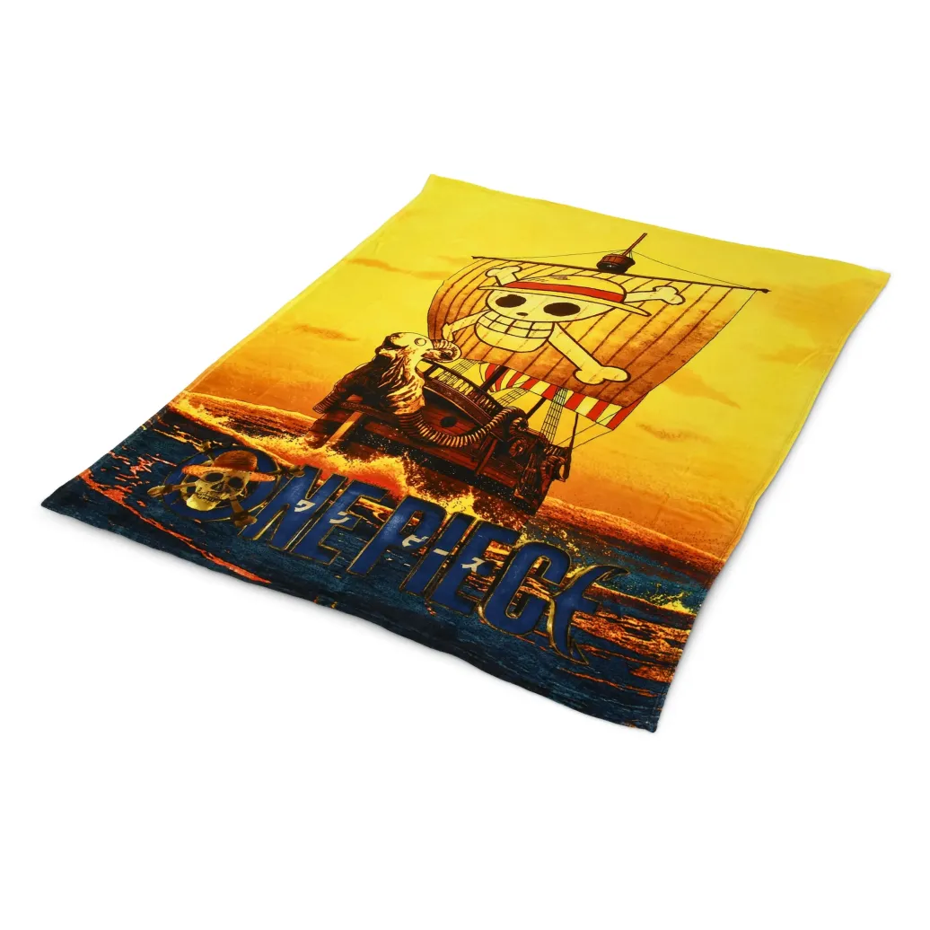 One Piece Kuschelige Fleecedecke Flying Lamb 180 x 200 cm 