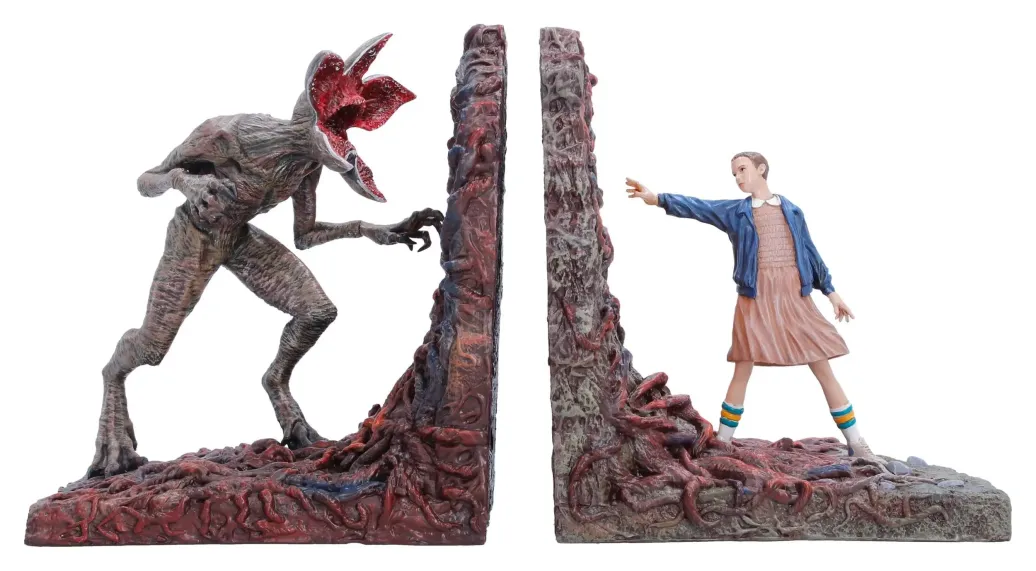 Stranger Things Buchstützen The Upside Down 18 cm