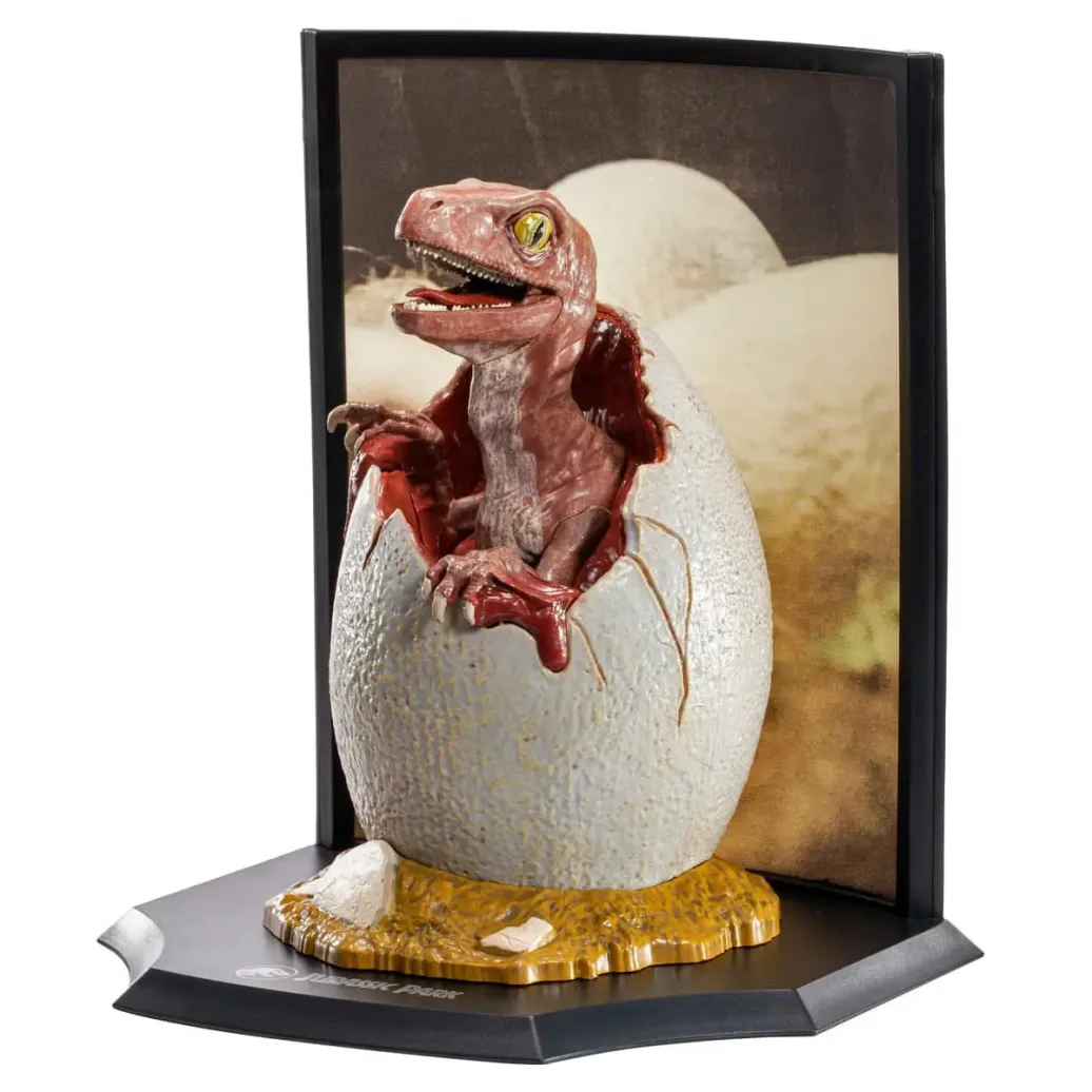 Jurassic Park Toyllectible Treasure Statue Raptor Egg Life Finds A Way 12 cm