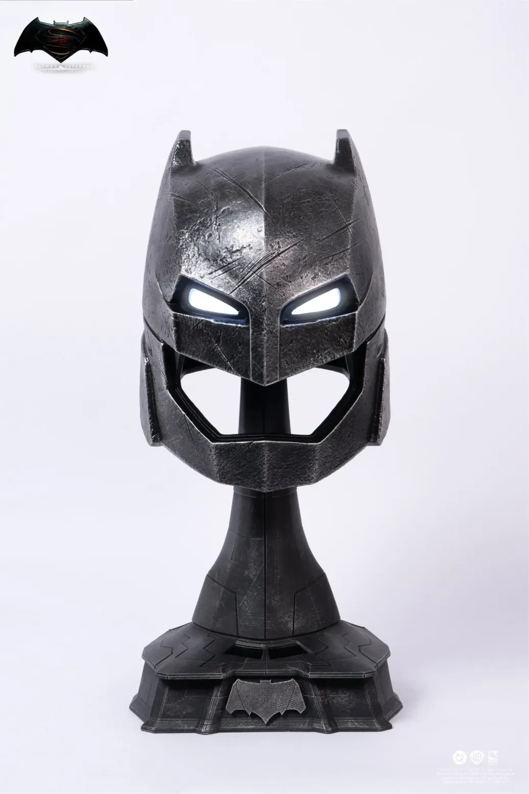 Justice League Replik 1/1 Batman v Superman: Dawn of Justice Armored Batman Helmet 50 cm