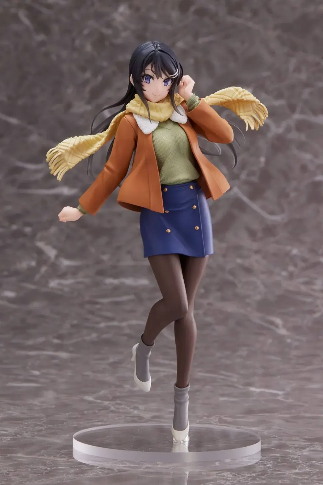 Rascal Does Not Dream of a Dreaming Girl PVC Statue Mai Sakurajima Winter Wear Ver. 20 cm