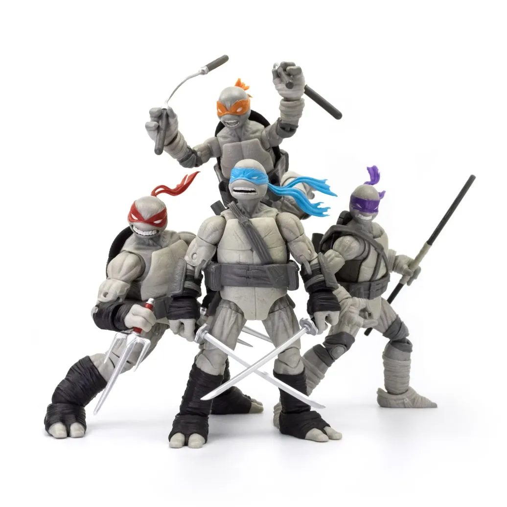 Teenage Mutant Ninja Turtles BST AXN Actionfiguren 4er-Pack Black&White (IDW Comics) 13 cm