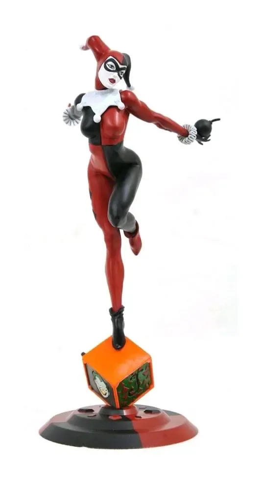 Classic Harley Quinn Gallery PVC Statue 23 cm