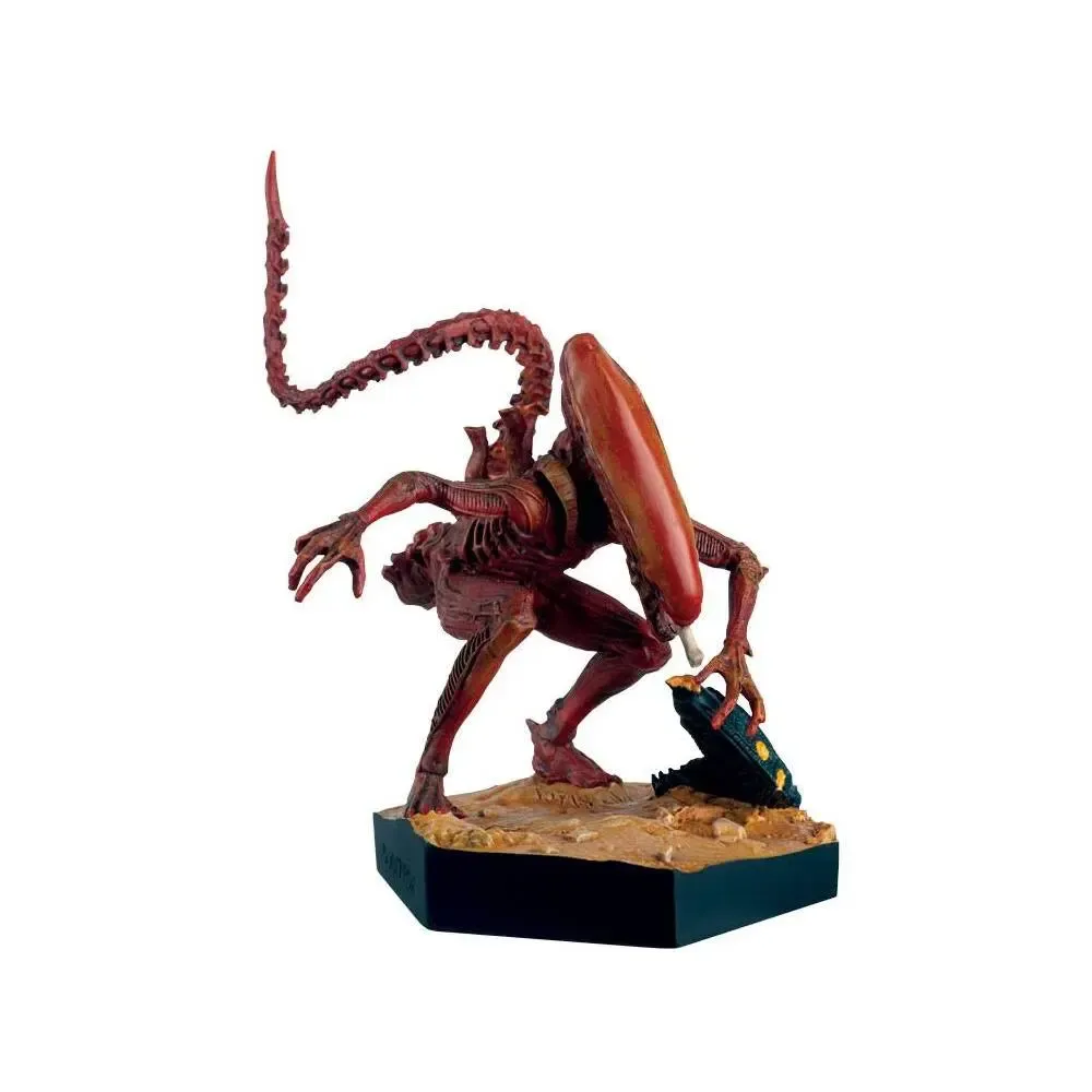 The Alien & Predator Red Xenomorph Figurine Collection 12 cm