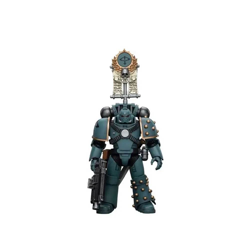 Warhammer The Horus Heresy Actionfigur 1/18 Sons of Horus MKIV Tactical Squad Legionary with Legion Vexilla 12 cm