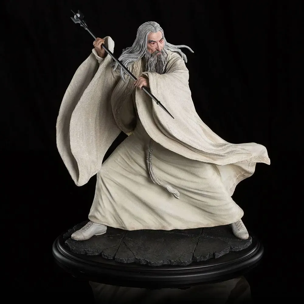 Hobbit Saruman the White at Dol Guldur Statue 35 cm
