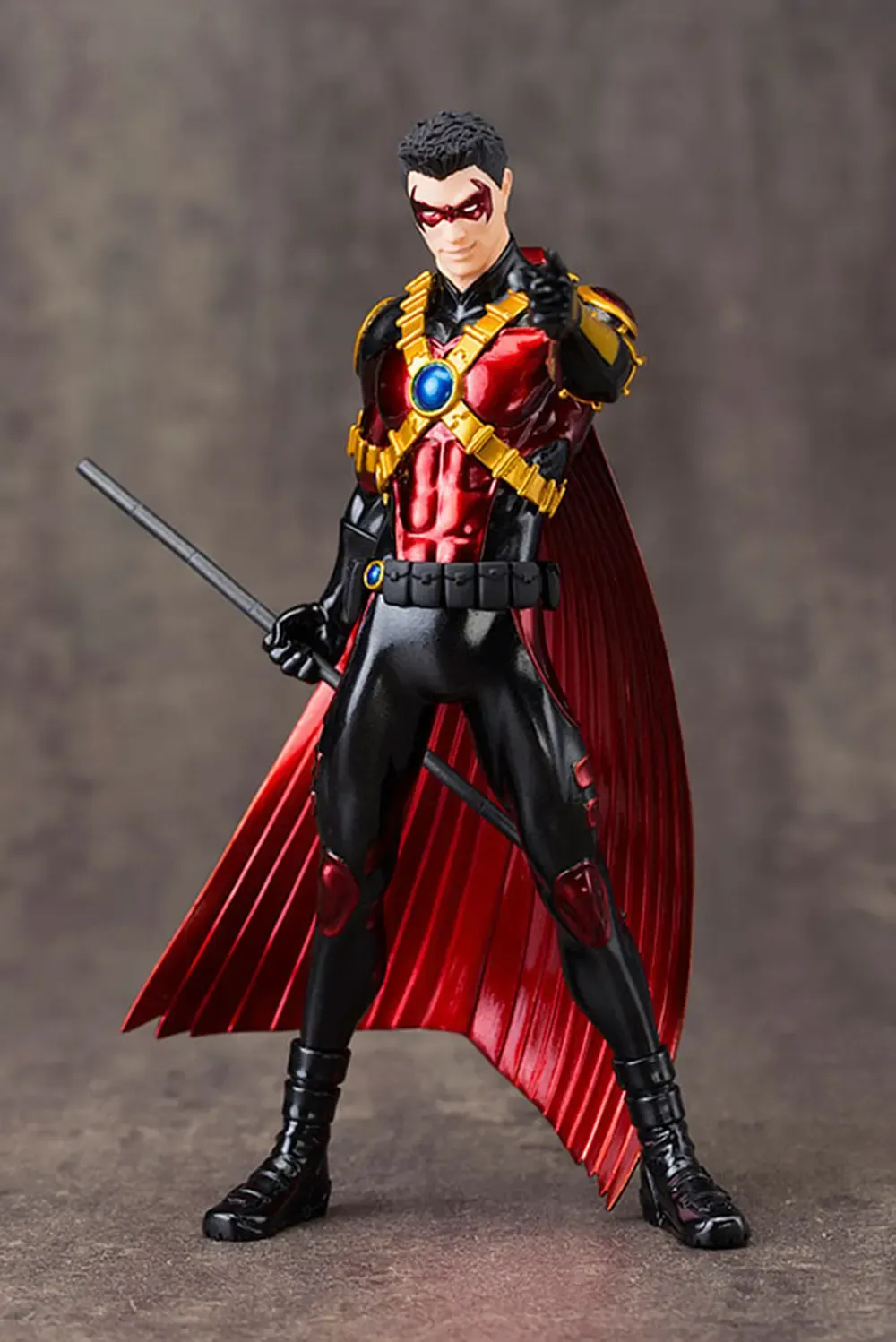 DC Comics Red Robin (The New 52) ARTFX+ 1/10 Statue 18 cm
