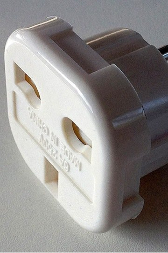 Reisestecker Adapter UK -> EU