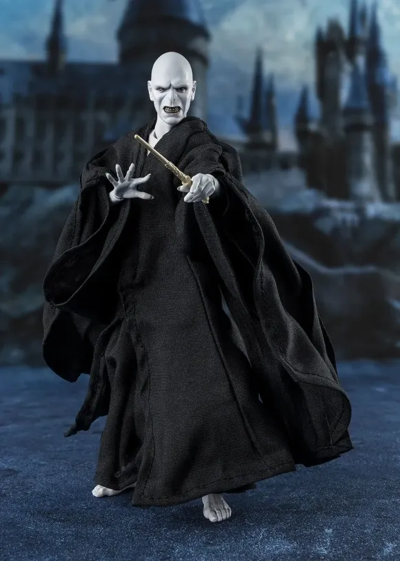 Harry Potter und der Feuerkelch S.H. Figuarts Actionfigur Lord Voldemort 15 cm 