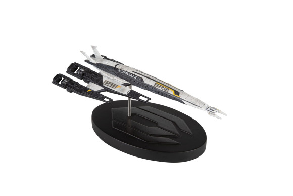 Mass Effect Replik Cerberus Normandy SR-2 15 cm