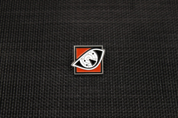 Six Collection Ansteck-Pin Operator Icon Pulse