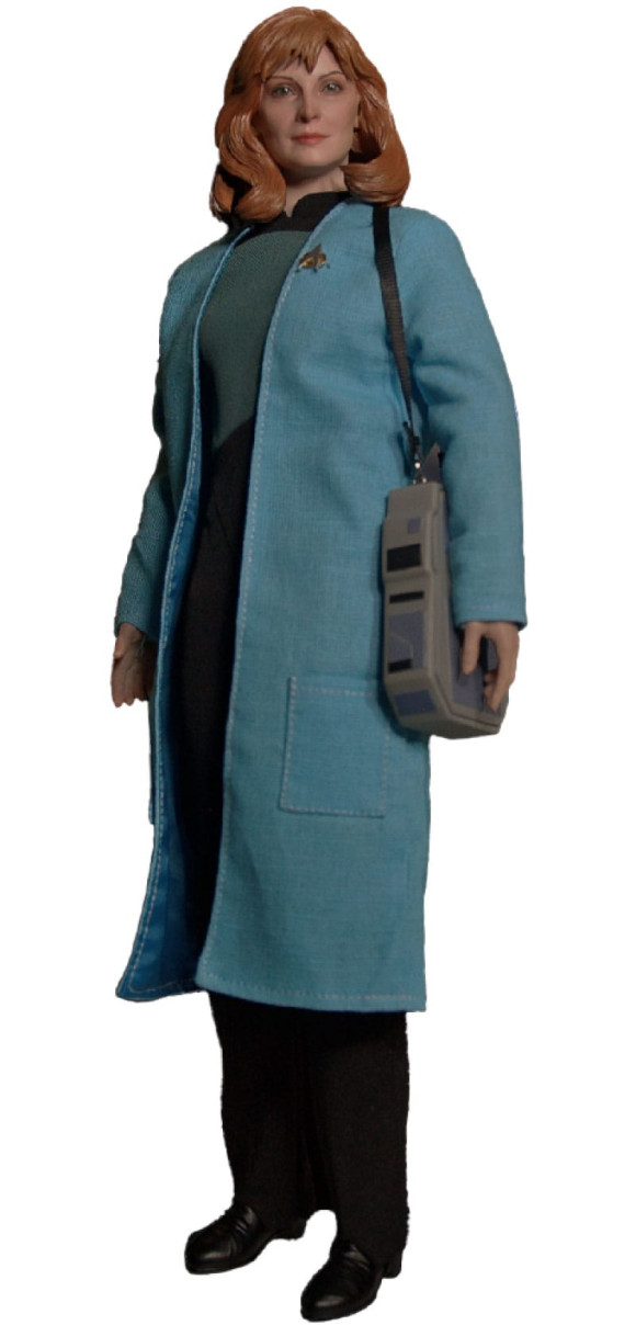 Star Trek: The Next Generation Actionfigur 1/6 Dr. Beverly Crusher (Standard Edition) 27 cm