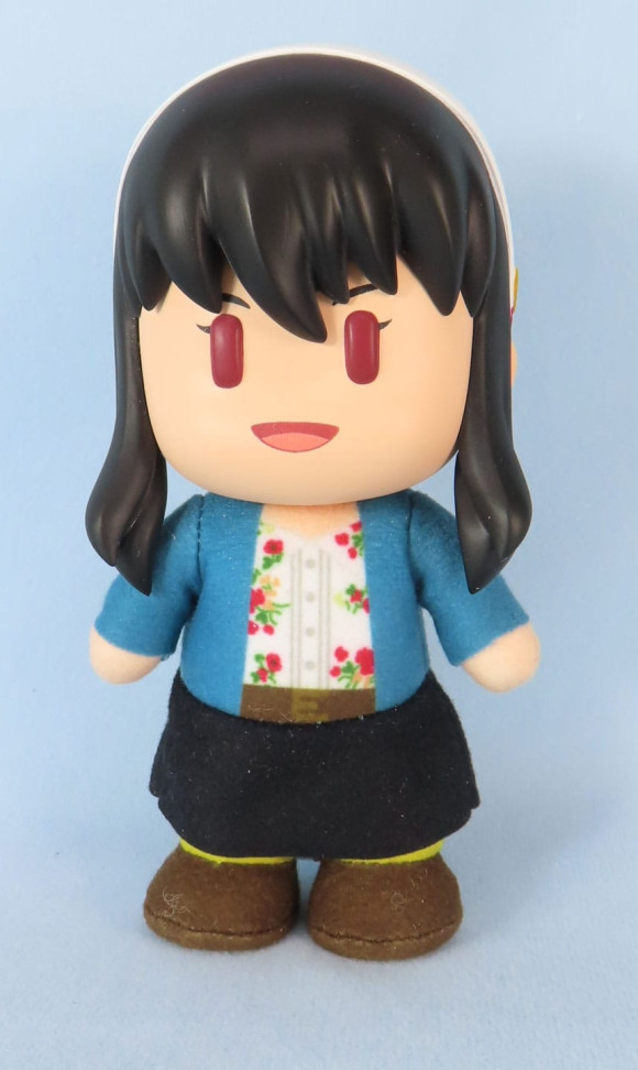 Spy x Family Plüschfigur Yor Forger Dress Movable 11 cm