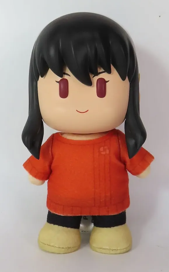 Spy x Family Plüschfigur Yor Forger Home Movable 18 cm