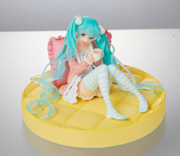 Hatsune Miku PVC Statue Hatsune Miku Original Casual Wear Ver. 13 cm