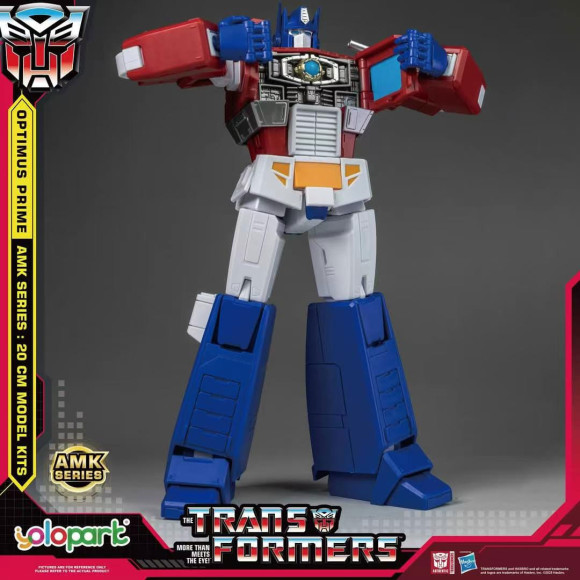 Transformers Generation One AMK Series Plastic Model Kit Optimus Prime 20 cm     