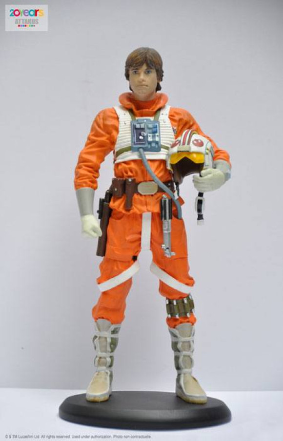 Star Wars V Luke Snowspeeder Pilot Elite Collection Statue 18 cm