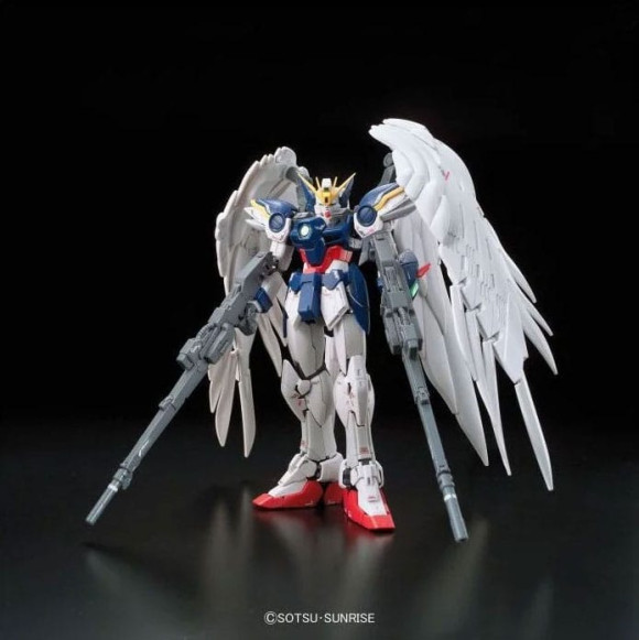 Gundam Wing: Real Grade - XXXG-00W0 Wing Gundam Zero EW 1:144 Scale Model Kit