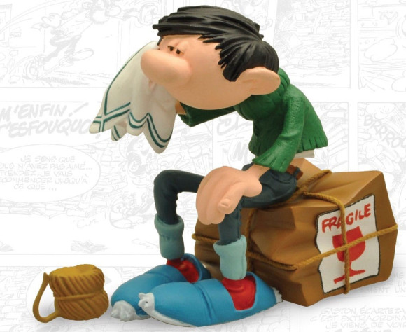 Gaston: Fragile Crate Figure