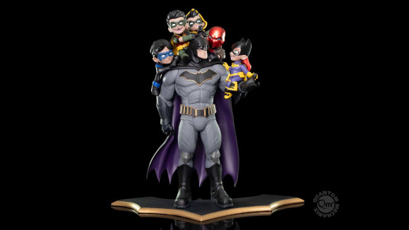 Batman: Family Q-Master Diorama Statue 39 cm