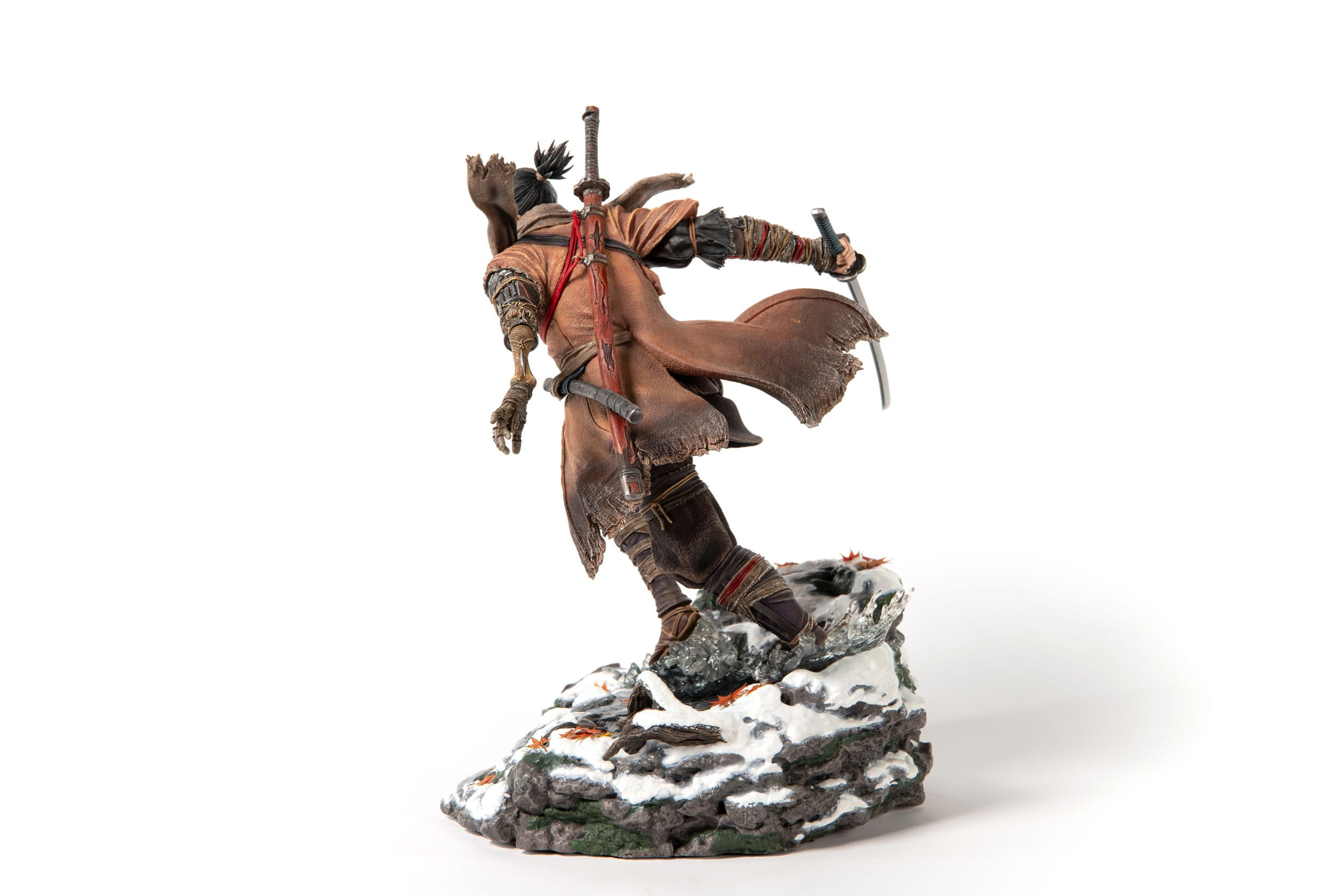 Sekiro: Shadows Die Twice Statue Sekiro 32 cm eliveshop de