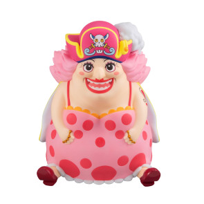 One Piece Look Up PVC Statue Big Mom 11 cm