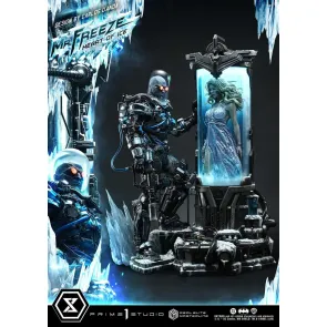DC Comics Real Elite Masterline Series Statue 1/3 Batman (Comics) Mr. Freeze Heart of Ice (Design by Carlos D'Anda) 82 cm