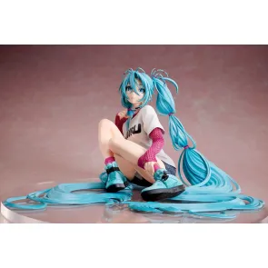 Hatsune Miku Statue 1/4 Yoneyama Mai The Latest Street Style "Cute" 17 cm