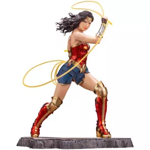 Wonder Woman 1984 Movie ARTFX Statue 25 cm