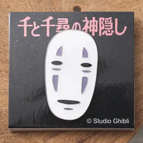 Chihiros Reise ins Zauberland Anstecker No Face Close-up image
