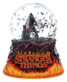 Stranger Things Schneekugel Eddie's Sacrifice 14 cm